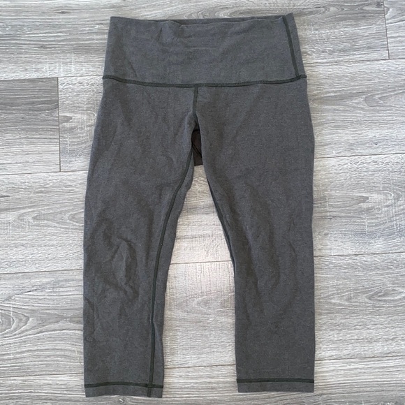 Lululemon cropped leggings